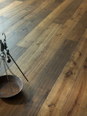 MAXI 15 | Rovere Rustico Antico Maso | Anticato, Piallato, Effetto Termotrattato | Olio uv