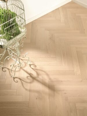 MEDIUM | Rovere Euterpe | Spazzolato | Vernice